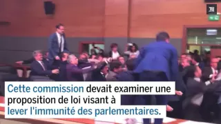 Violente bagarre au parlement turc