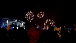 Космодром Плесецк.Новогодний салют на площади 1 января 2017 г