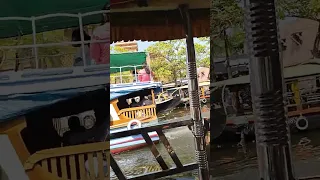 chain boats here Alappuzha