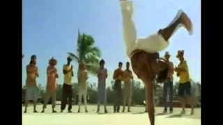 Capoeira - Filme  "Esporte Sangrento"