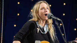 Lissie - 'Hero' | The Bridge 909 in Studio