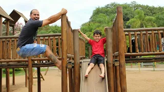 BRINCANDO NO PARQUINHO - MUITA DIVERSÃO EM FAMÍLIA