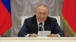 Путин - О "тоталитаризме" на Западе