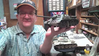 Model Building - Tamiya's T-34 and SU-85