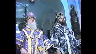 Владыка Исидор в Свято-Георгиевском храме.