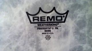 Remo kick drum head comparison for a vintage bass drum sound (and an Aquarian Superkick)