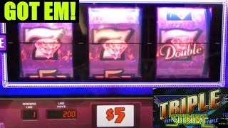 OLD SCHOOL CLASSIC HIGH LIMIT SLOTS: TRIPLE STRIKE + PINK DIAMOND SLOT PLAY! MASSIVE WIN!