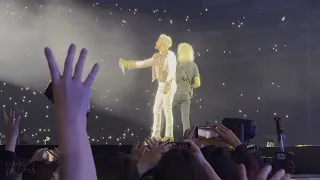 We Are The Champions [4K] - Queen + Adam Lambert (Tokyo Dome, Feb 13, 2024)