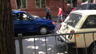 Симферополь драка в центре города. Два водителя.