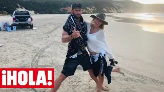 Elsa Pataky y Chris Hemsworth, surf y picnic en la playa con una medusa como invitada