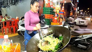 Beautiful Lady Technique Fried Rice & Noodles - Cambodia's Greatest Street Food