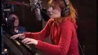 Tori Amos Caught a Lite Sneeze Live