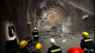 Уральские рудокопы наткнулись на межконтинентальные тоннели.Цивилизация карликов