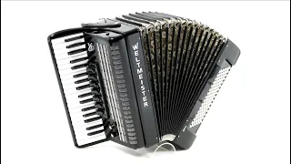 Certified Pre-owned Accordion:  Weltmeister Opal 37/96