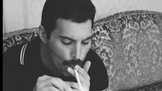 Rare & Intimate Interview Of Freddie Mercury (1982)