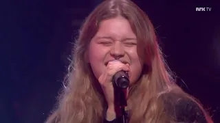 girl in red - bad idea (live) at Lindmo NRK TV