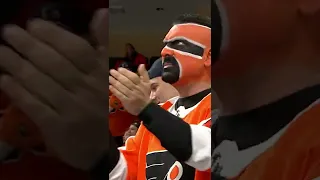 This Flyers fan gets it 😂 👏