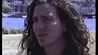 Eddie Vedder - 1992-05-20 Seattle, WA