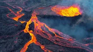 VOLCANO IN FULL THROTLLE! EPIC DRONE FLIGHT-REAL SOUND! 2021