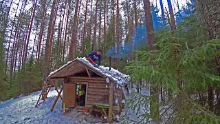 🏕Один день в лесной избе. Вкуснейший обед на печи за 10 минут.Таёжный быт.Зачем мне всё это надо?