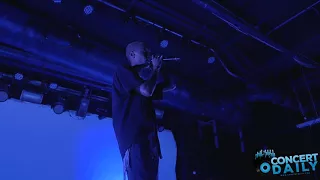 Syd performs "No Looking Back" live at Baltimore Soundstage