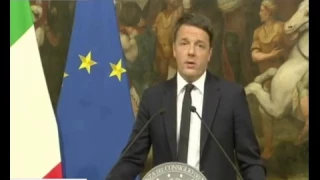 Глава італійського уряду Матео Ренці йде у відставку