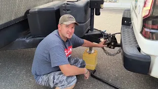 Tips on how to install the CURT weight Distribution Hitch