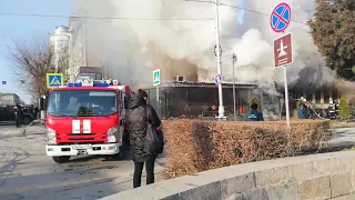 Пожар в кафе Саперави в Волгограде(3)