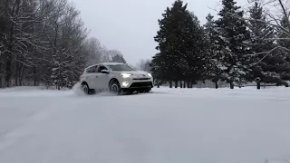 RAV4 AWD in snow slo-mo 2018