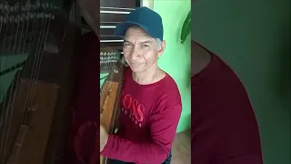 En familia peña. tema. Noble paraíso.de Reinaldo Armas.Canta.Hector  peña.