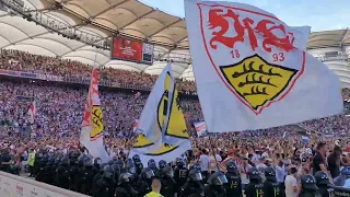 VfB Stuttgart Fans mit Platzsturm I Last Minute Klassenerhalt 2022 vs. Köln