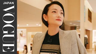 Ai Tominaga Goes "Sustainable Shopping" in Omotesando Tokyo | VOGUE JAPAN