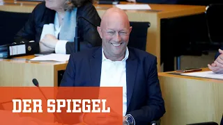 FDP-Mann Kemmerich zum Ministerpräsidenten gewählt | DER SPIEGEL