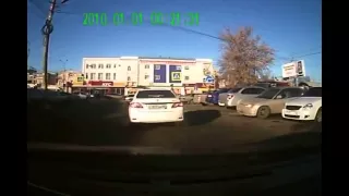 Подборка дтп Женщины за рулём ч 2  Car accident  Сar crash compilation