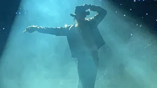 MJ LIVE