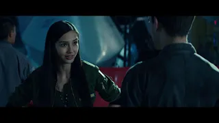 Moon Space Defence Station Destroys Incoming Threats | Independence Day Resurgence | N.Clips