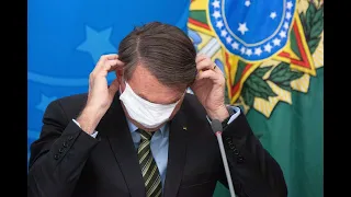 BOLSONARO FAZENDO STAND-UP