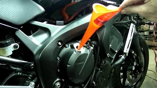 Yamaha FZ6 Oil + Filter Change Chain Adjustment