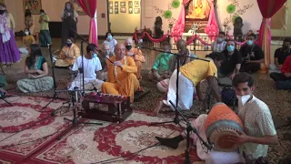 H.H.BHAKTIMARGA SWAMI MAHARAJ'S KIRTAN AT ISKCON TORONTO 12 HOURS KIRTAN JULY 15TH 2022