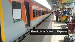 Ernakulam Duronto Sleeper Class Journey *Paise lekar bhool jate hai log * | Travel Vlogs