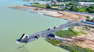 EP991,DumpTruck SHACMAN Transport Rock Filling Lake With Wheel Loader Bulldozer Push Rock In Water