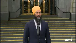 Jagmeet Singh speaks with reporters in Vancouver