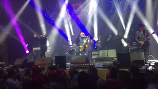 Madness - Baggy Trousers Muziekcentrum Enschede 13 november 2017