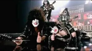 KISS and Dr. Pepper SuperBowl Commercial - "A Little KISS of Cherry"