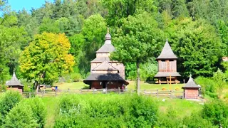 Церква Святого Духа (1502 рік) в селі Потелич (Львівщина). Дата зйомки - 07.08.2016
