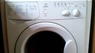 Washing machine Indesit WIXL143 Clicking noise