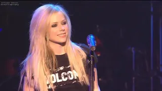 Avril Lavigne - Tomorrow ( Live )