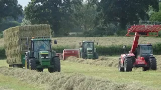Rowing Up, Baling & Collecting Hay with John Deeres & Manitou - Small Square Bales - Hay 2019