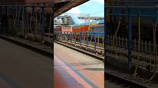 Wap 4 Locomotive 😱😱 attitude video 😱😱😱 #shorts #viral #trending #indianrailways