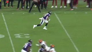 Demarcus Robinson scores on BEAUTIFUL route